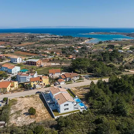 Oli A Holiday home Liznjan