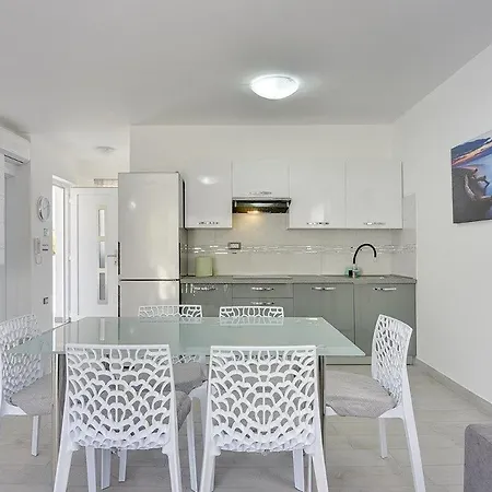 Holiday home Oli A *