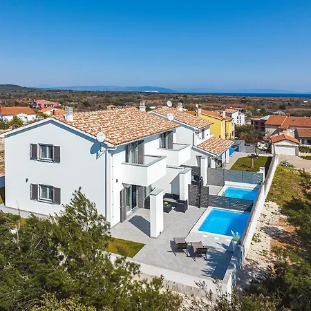 Holiday home Oli A Liznjan